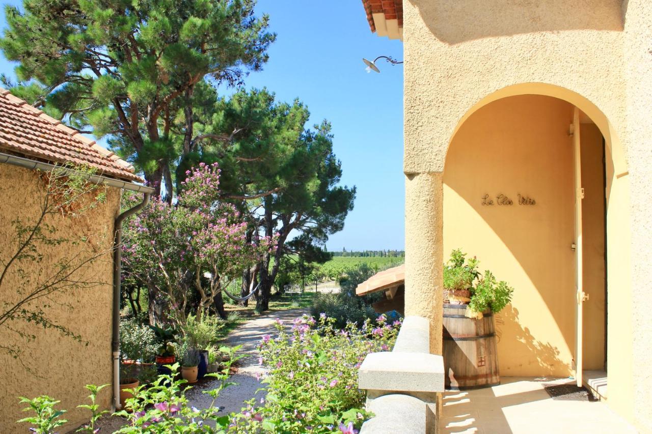 Le Clos Vitis Violes Exterior photo