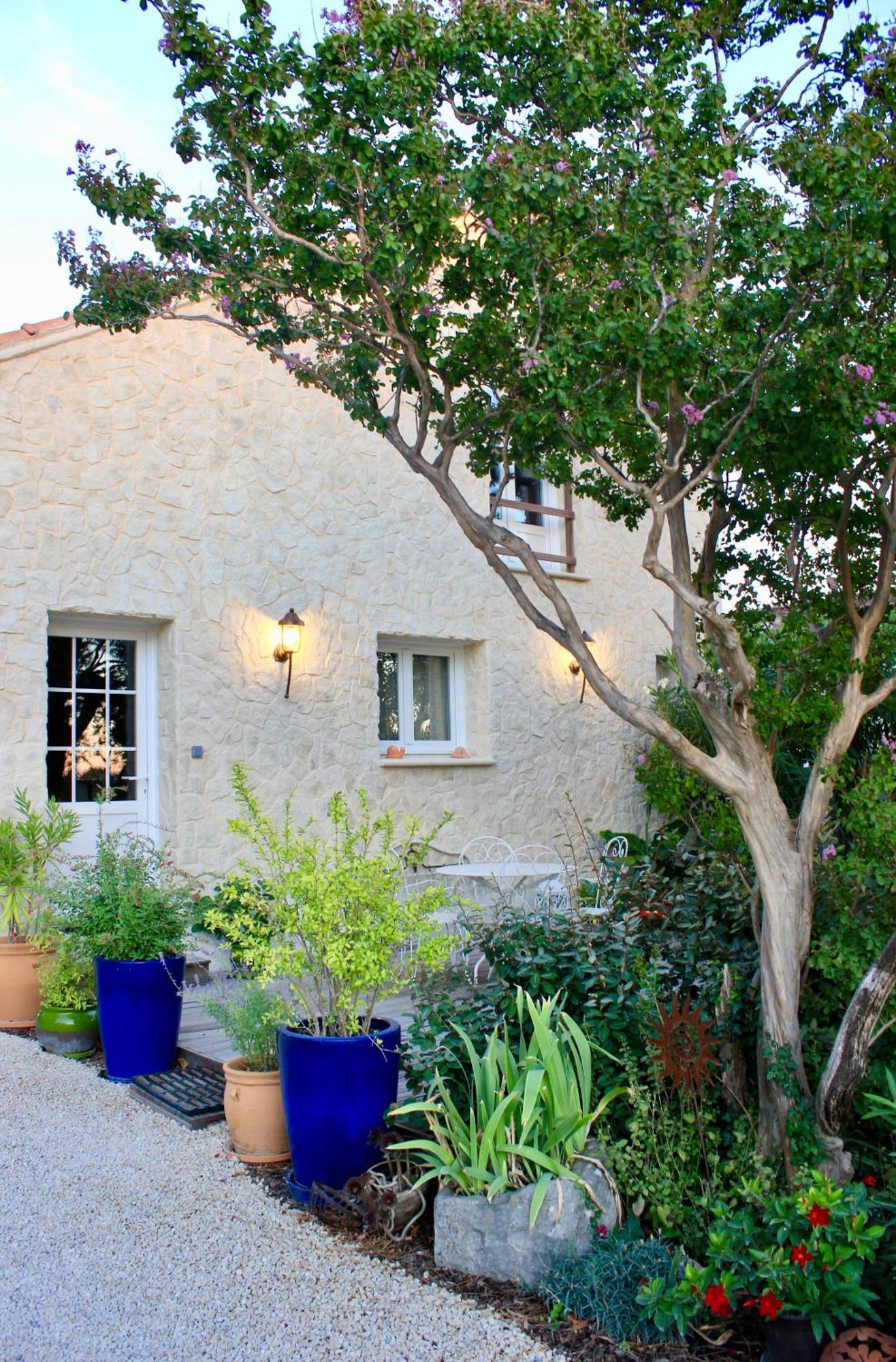 Le Clos Vitis Violes Exterior photo